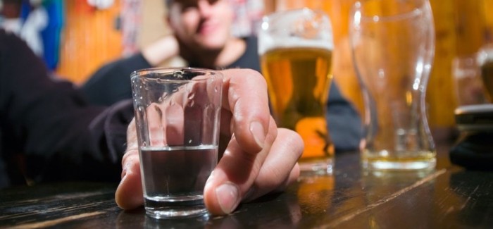 Proč před saunováním nekouřit ani nepít alkohol?